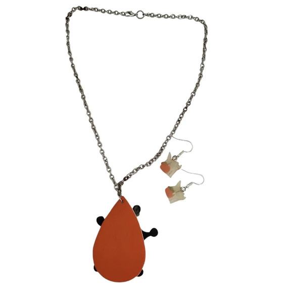 Black Web Ghost Orange Teardrop Chain necklace & Cat Earrings - Picture 2 of 3